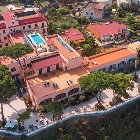 Отель Terme Cristallo Palace